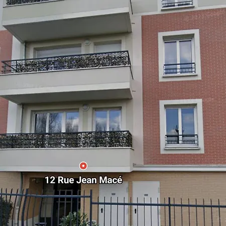 Bed & Breakfast Chambre Chez Raissa *